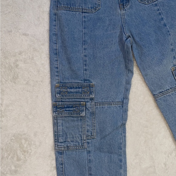 Lioness Cargo Jeans - Picture 5 of 14